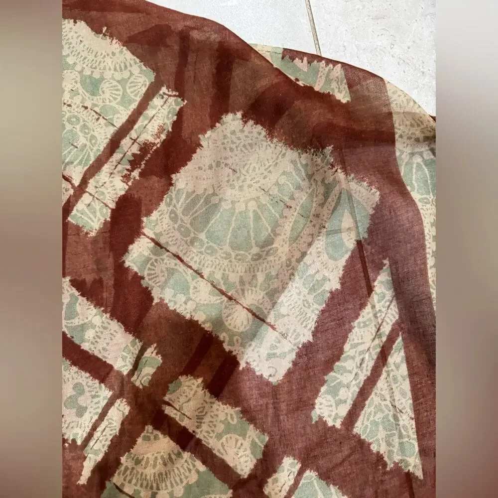 Lightweight womens scarf